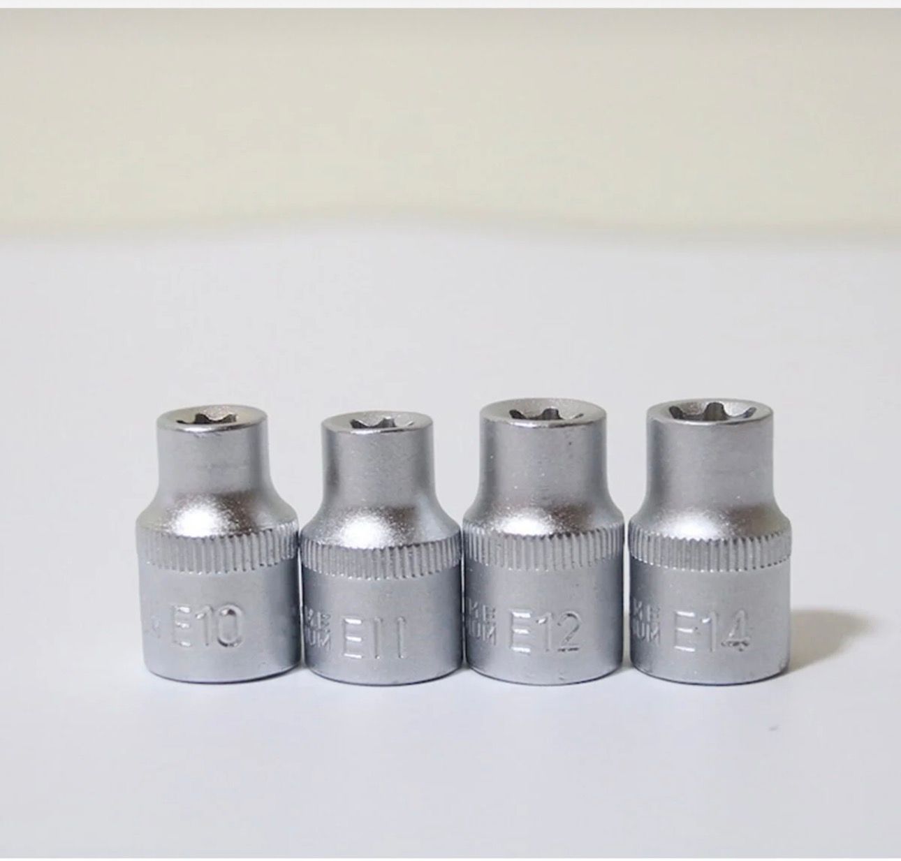 Set 108 piese, trusa profesionala pentru reparatii auto