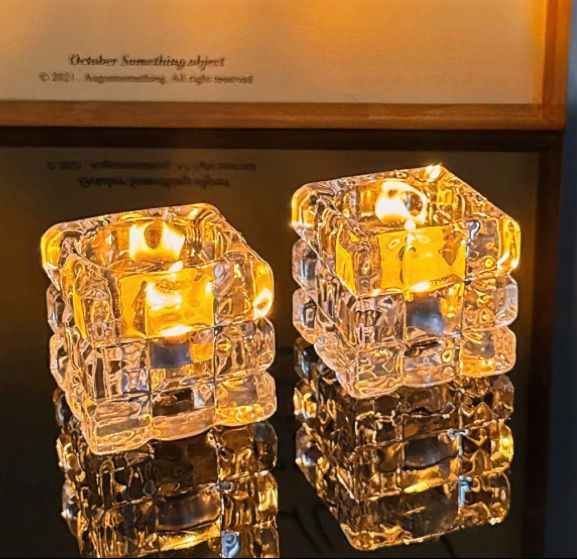 Set 2 Lumanari Decorative LED Model Cub Cristal, din Plastic Transparent cu Lumină Caldă